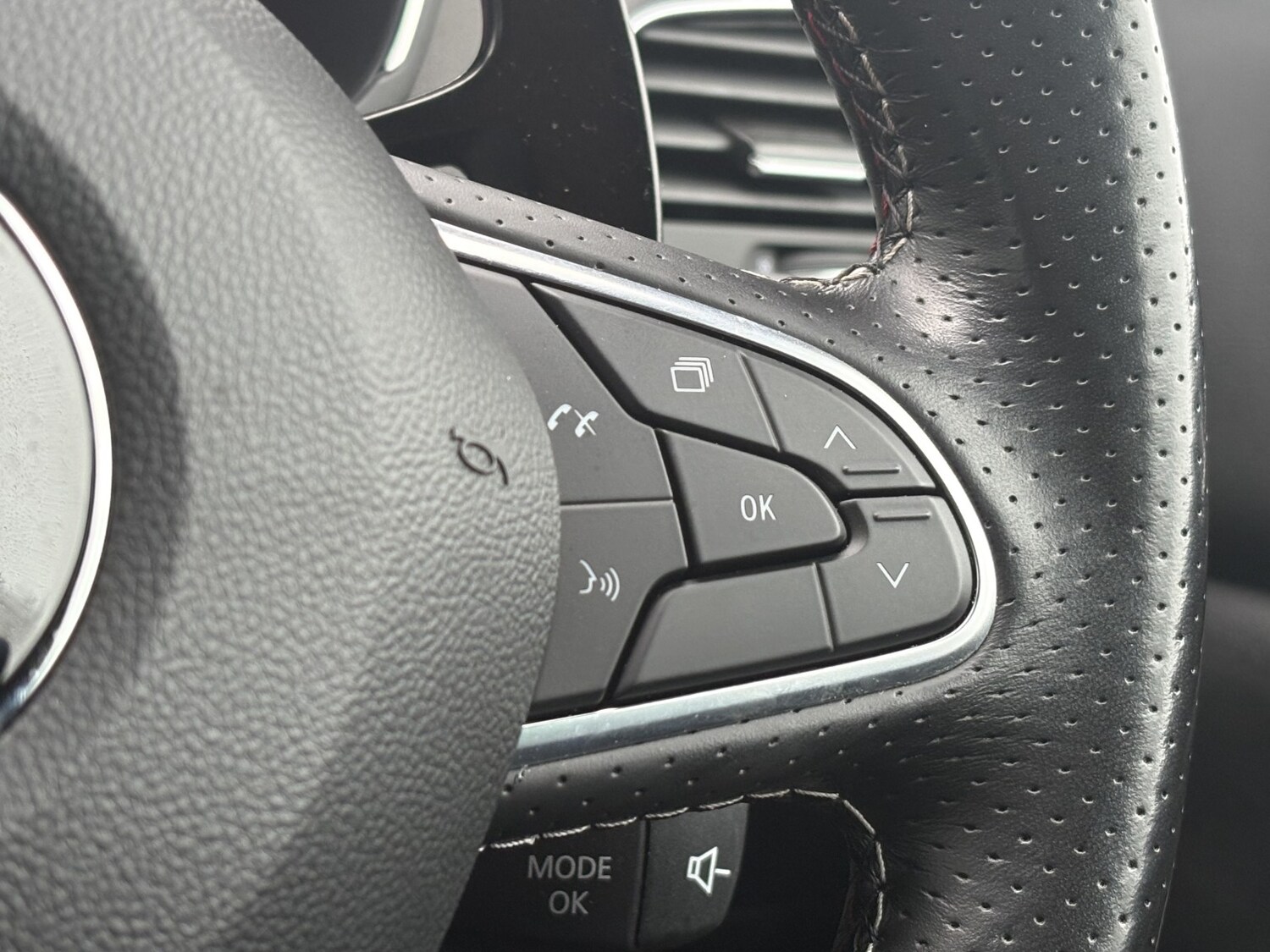 Used Renault Megane 2021 for sale - 77363605: Photo 30