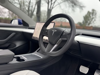 Used Tesla Model 3 2021 for sale - 77096890: Photo