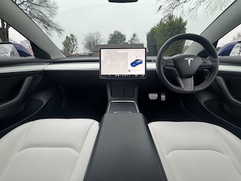 Used Tesla Model 3 2021 for sale - 77096890: Photo