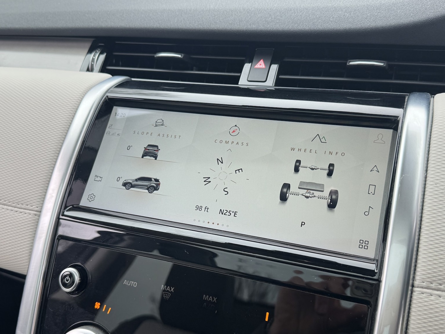 Used Land Rover Discovery Sport 2022 for sale - 77915716: Photo 12