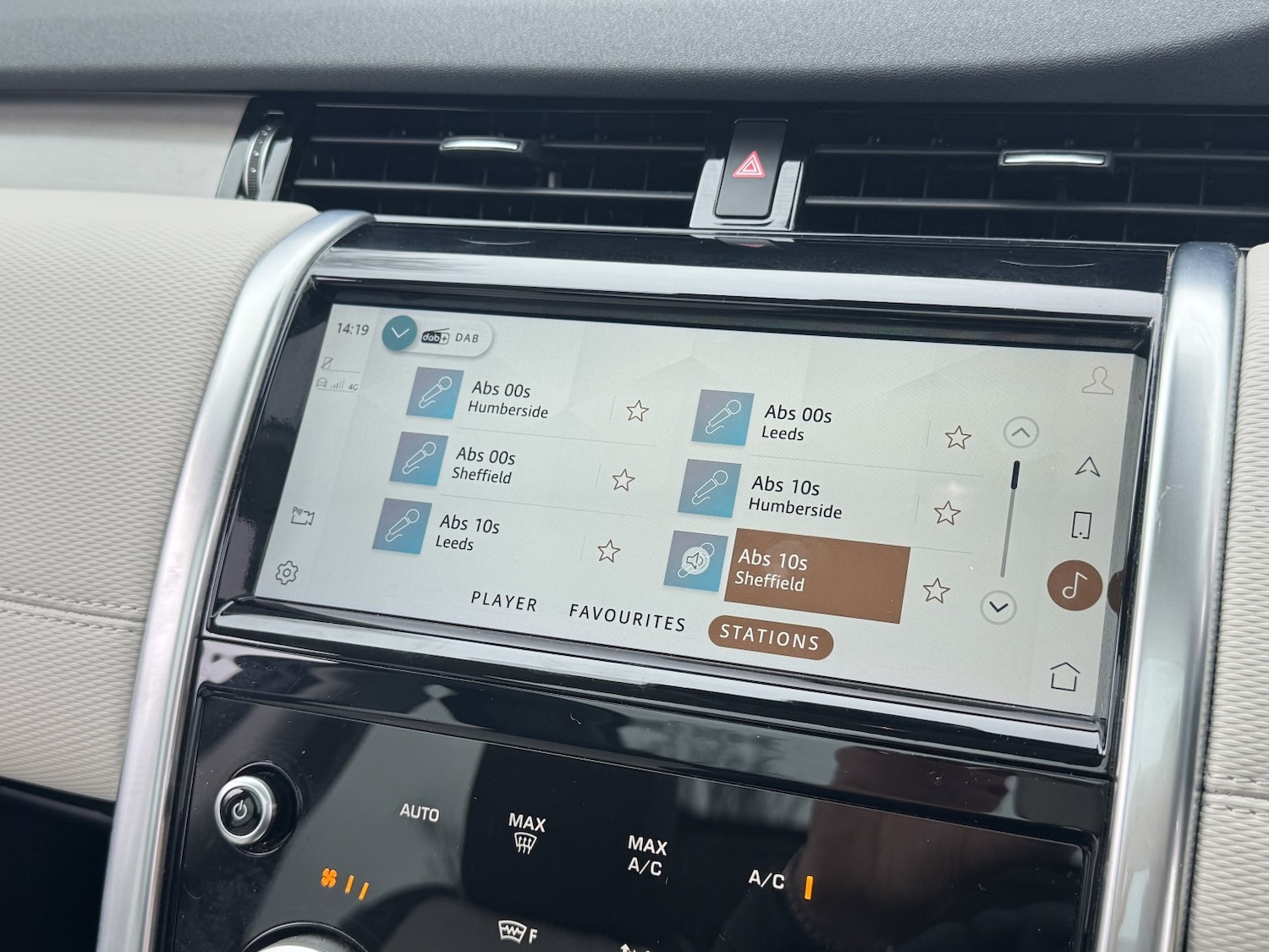 Used Land Rover Discovery Sport 2022 for sale - 77915716: Photo 13