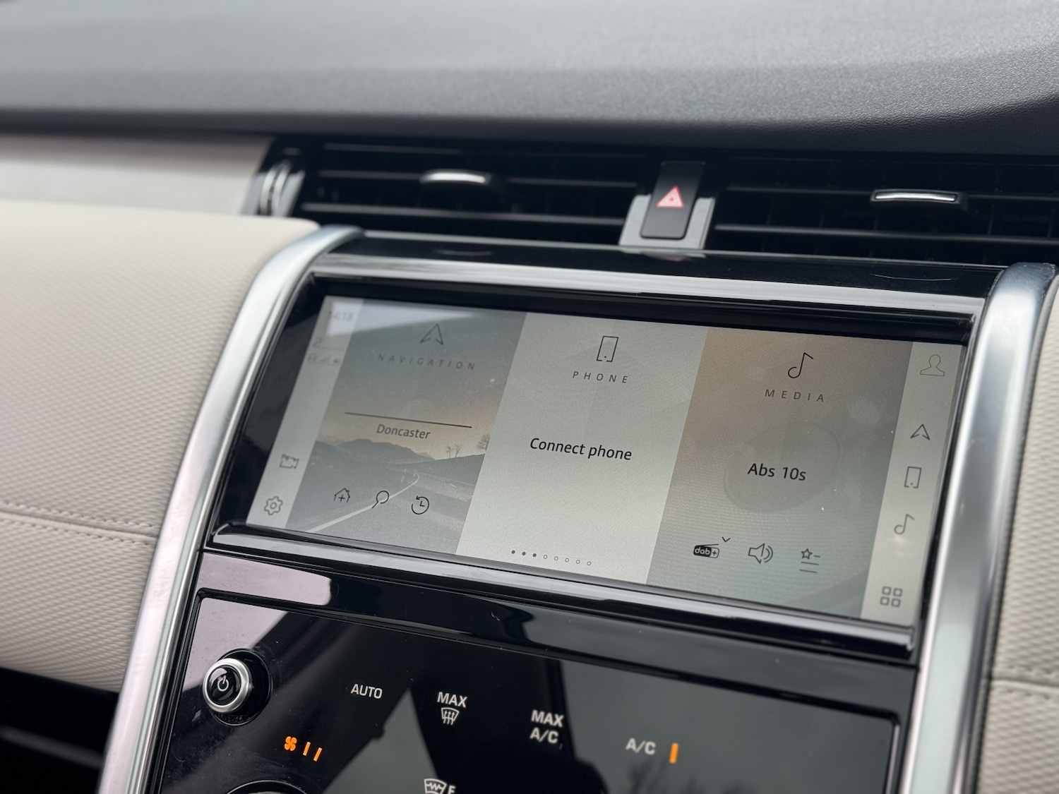 Used Land Rover Discovery Sport 2022 for sale - 77915716: Photo 14