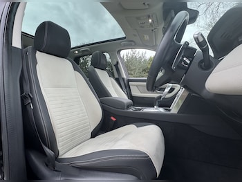 Used Land Rover Discovery Sport 2022 for sale - 77915716: Photo