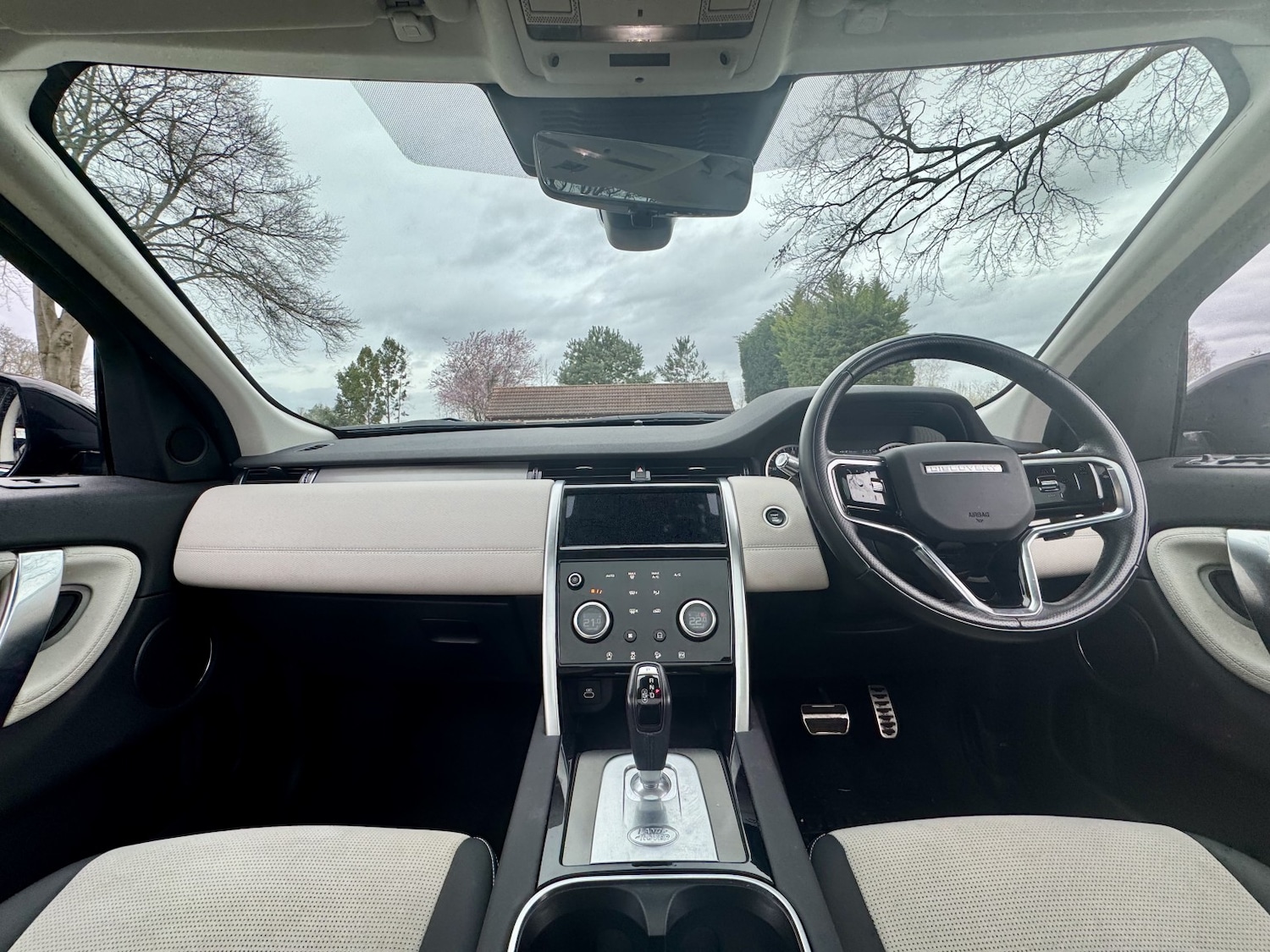 Used Land Rover Discovery Sport 2022 for sale - 78004333: Photo 3