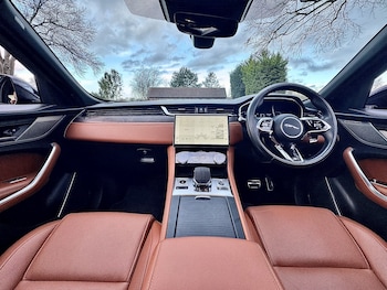 Used Jaguar F-Pace 2022 for sale - 77329238: Photo