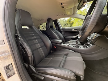 Used Mercedes-Benz GLA 2018 for sale - 78373485: Photo