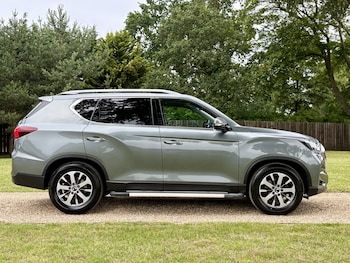 Used Ssangyong Rexton 2023 for sale - 78841003: Photo