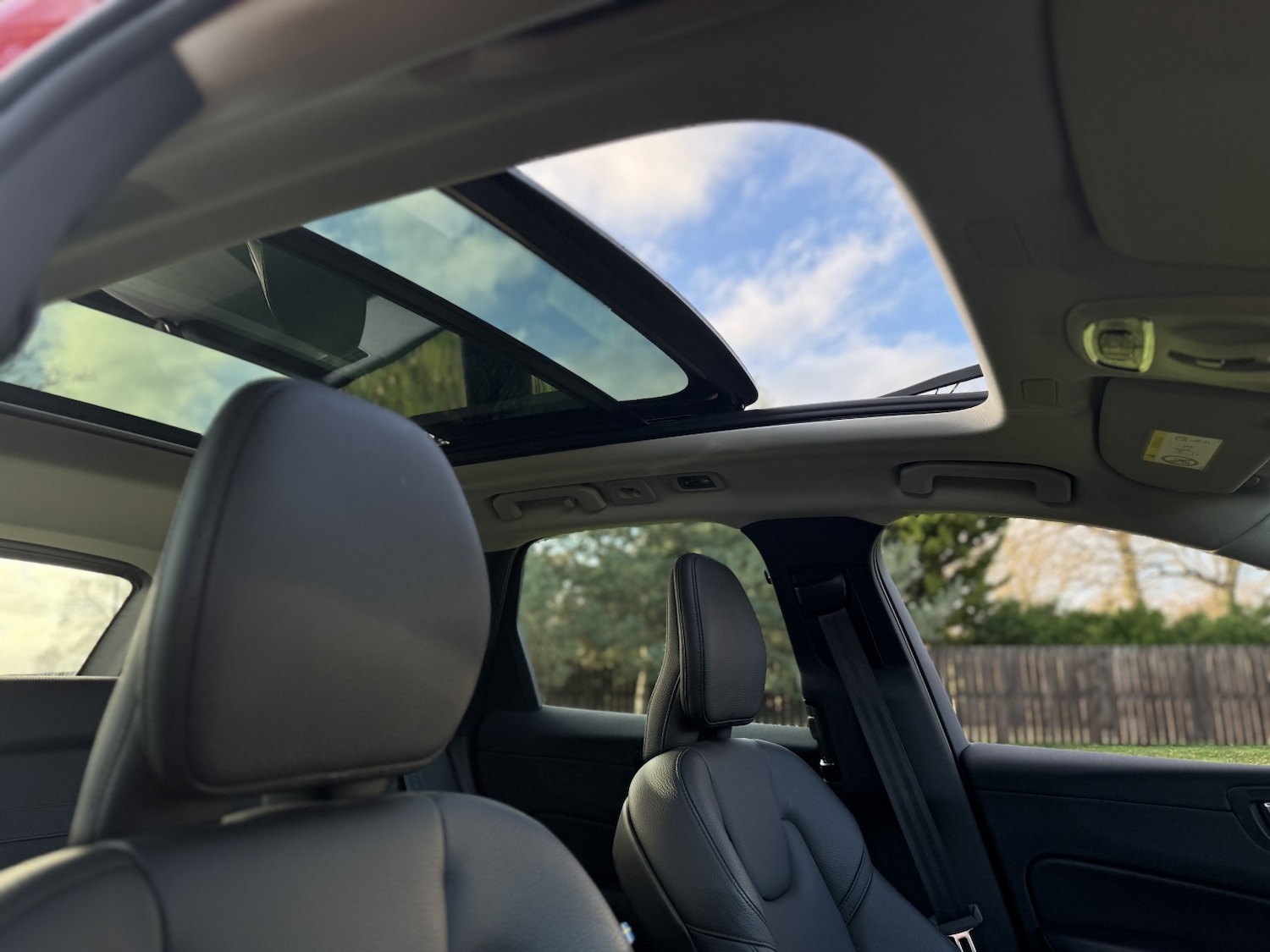 Used Volvo XC60 2021 for sale - 76863771: Photo 10