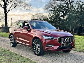 2021 - 2.0 Momentum T6 Plug-in hybrid AWD 5-Door