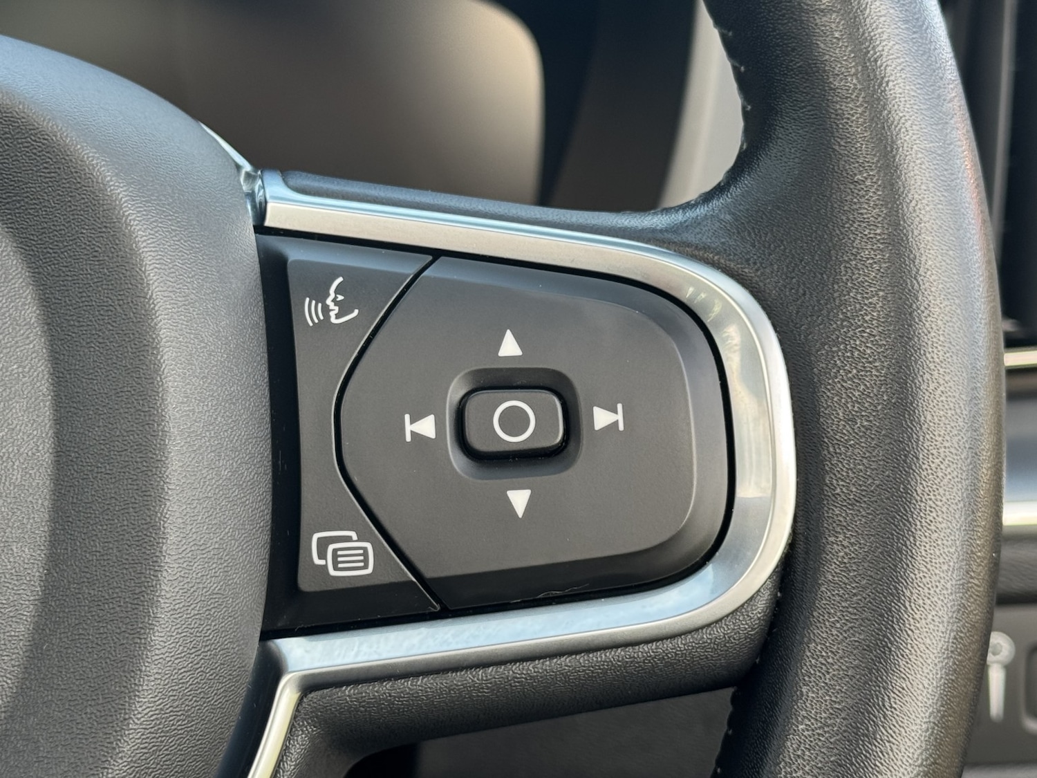 Used Volvo XC60 2021 for sale - 76863771: Photo 24