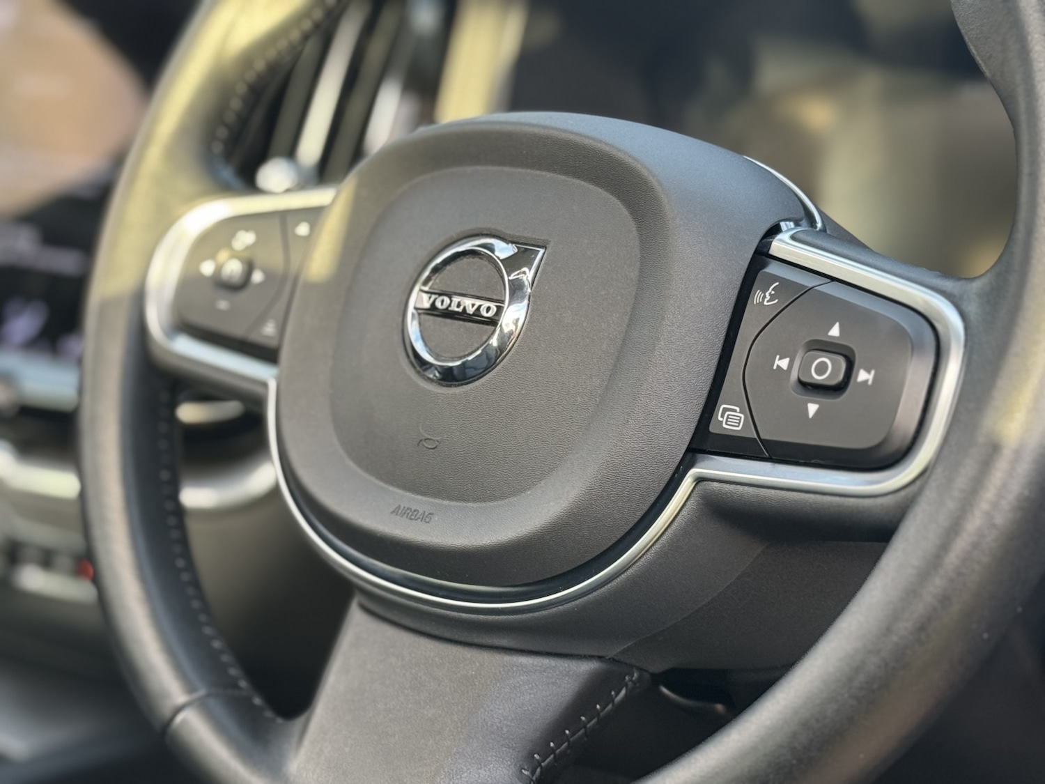 Used Volvo XC60 2021 for sale - 76863771: Photo 26