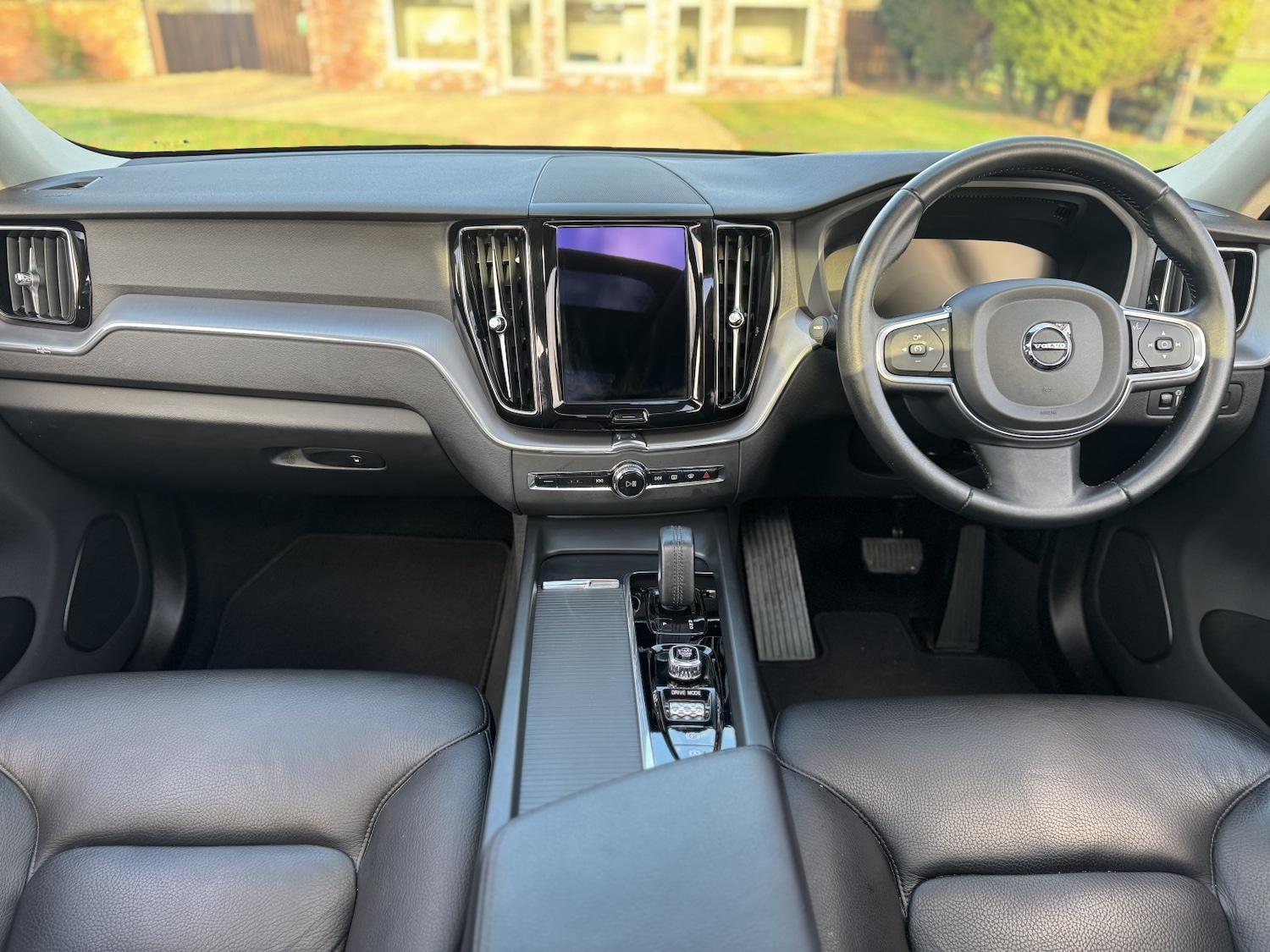 Used Volvo XC60 2021 for sale - 76863771: Photo 4