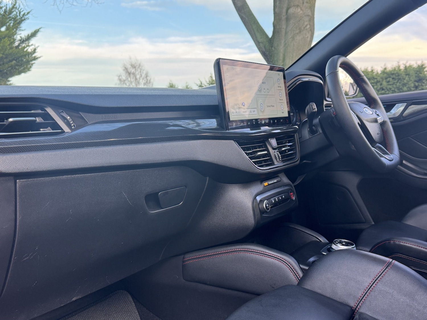 Used Ford Focus 2023 for sale - 76784934: Photo 8