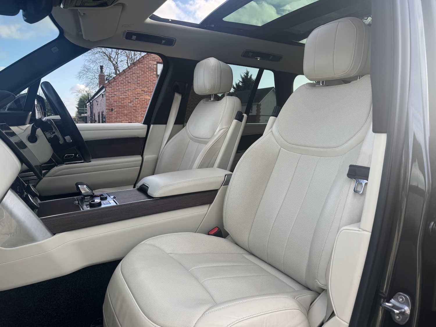 Used Land Rover Range Rover 2022 for sale - 76863889: Photo 11