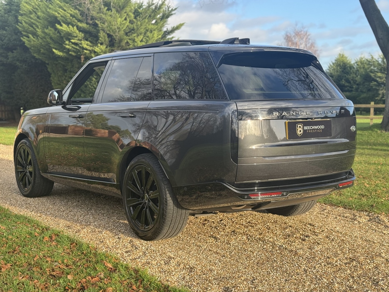 Used Land Rover Range Rover 2022 for sale - 76863889: Photo 2