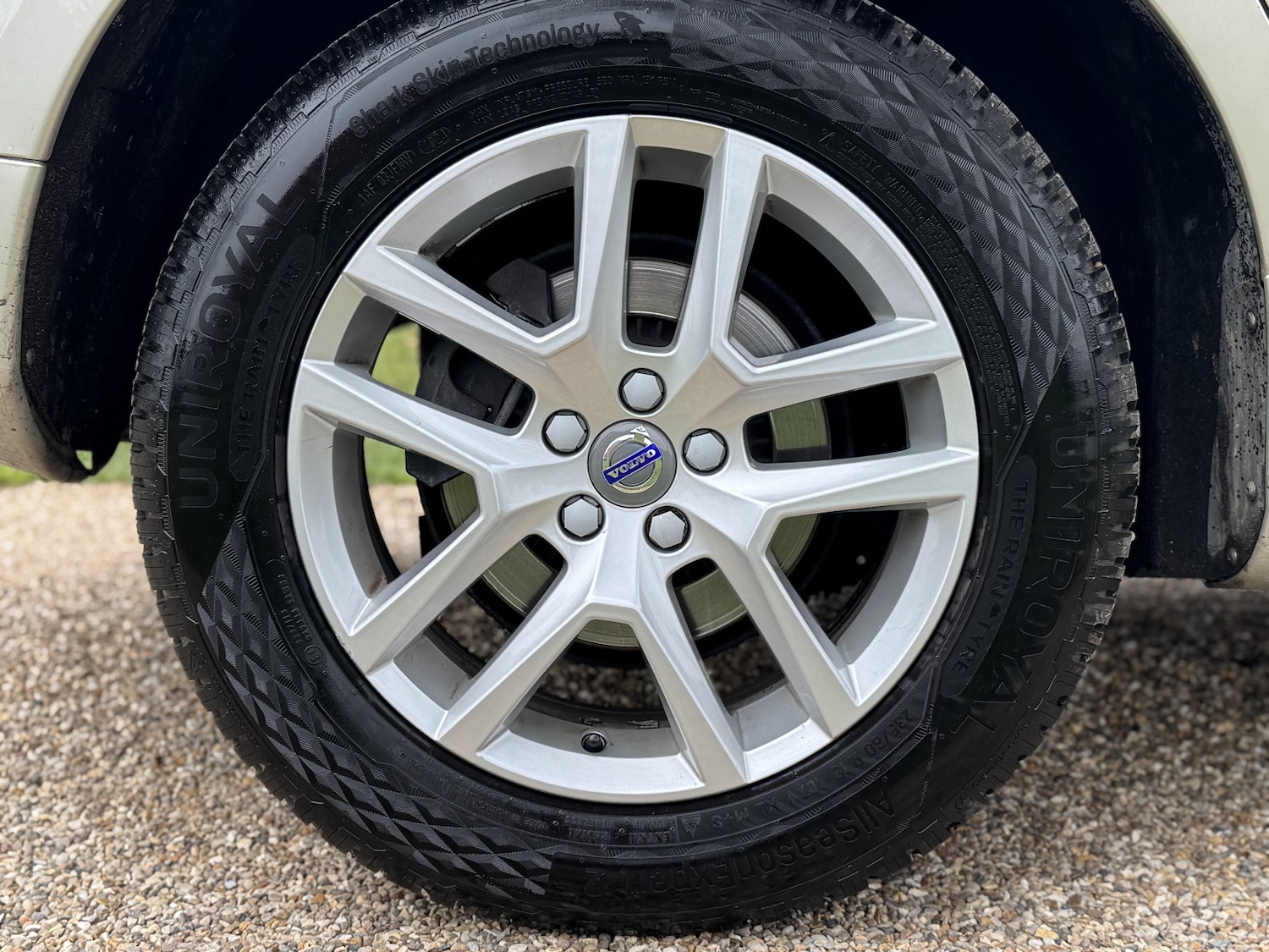 Used Volvo XC60 2021 for sale - 78070540: Photo 12