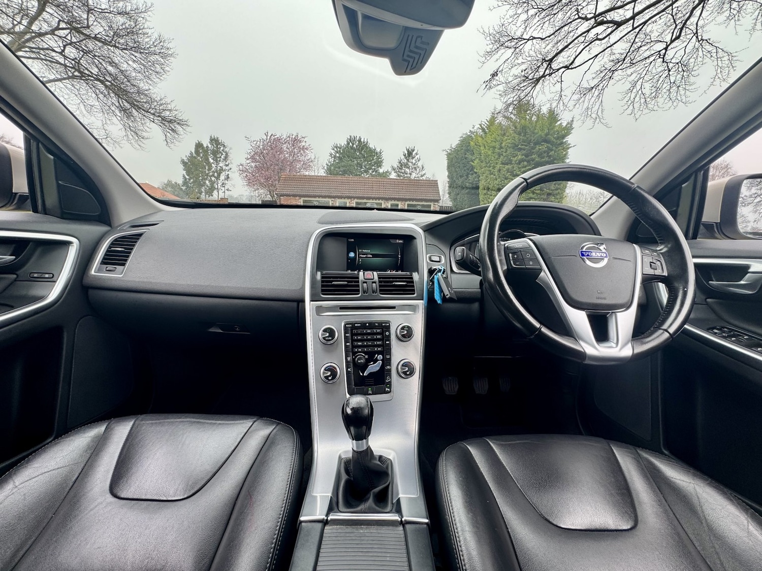 Used Volvo XC60 2021 for sale - 78070540: Photo 3