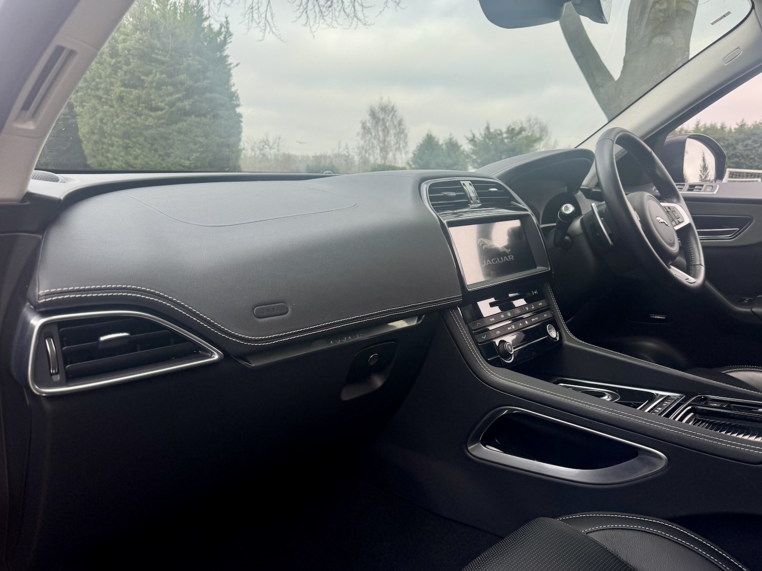 Used Jaguar F-Pace 2020 for sale - 77807198: Photo 10