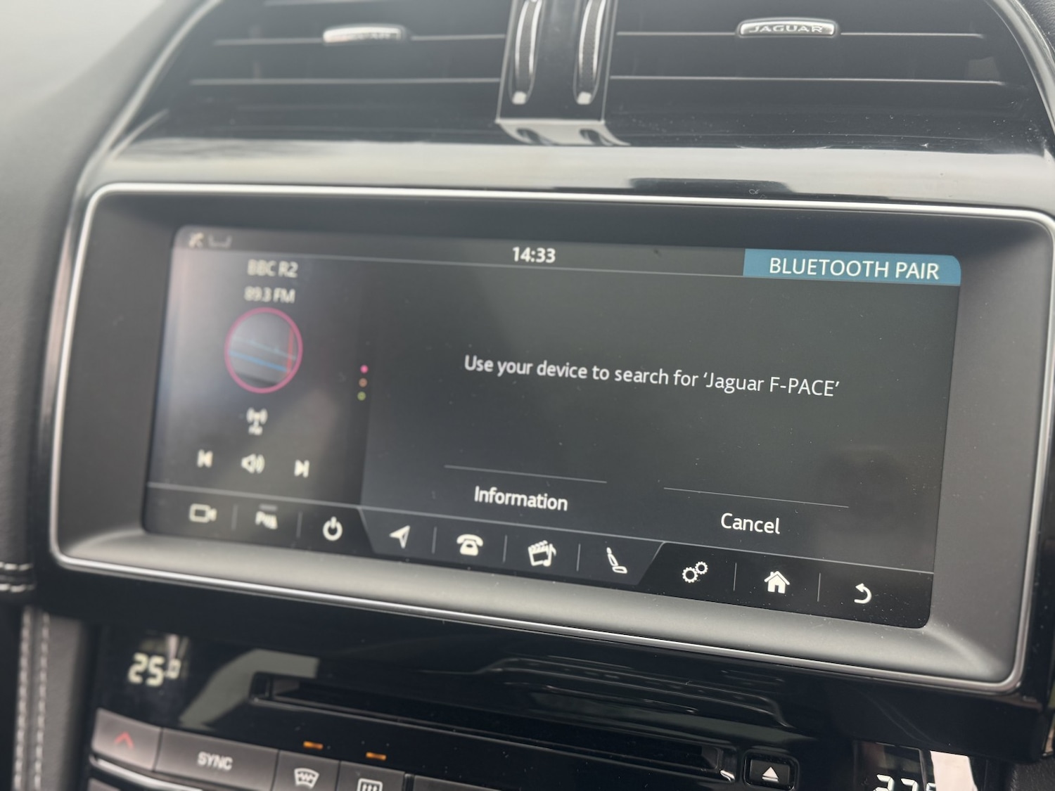 Used Jaguar F-Pace 2020 for sale - 77807198: Photo 27