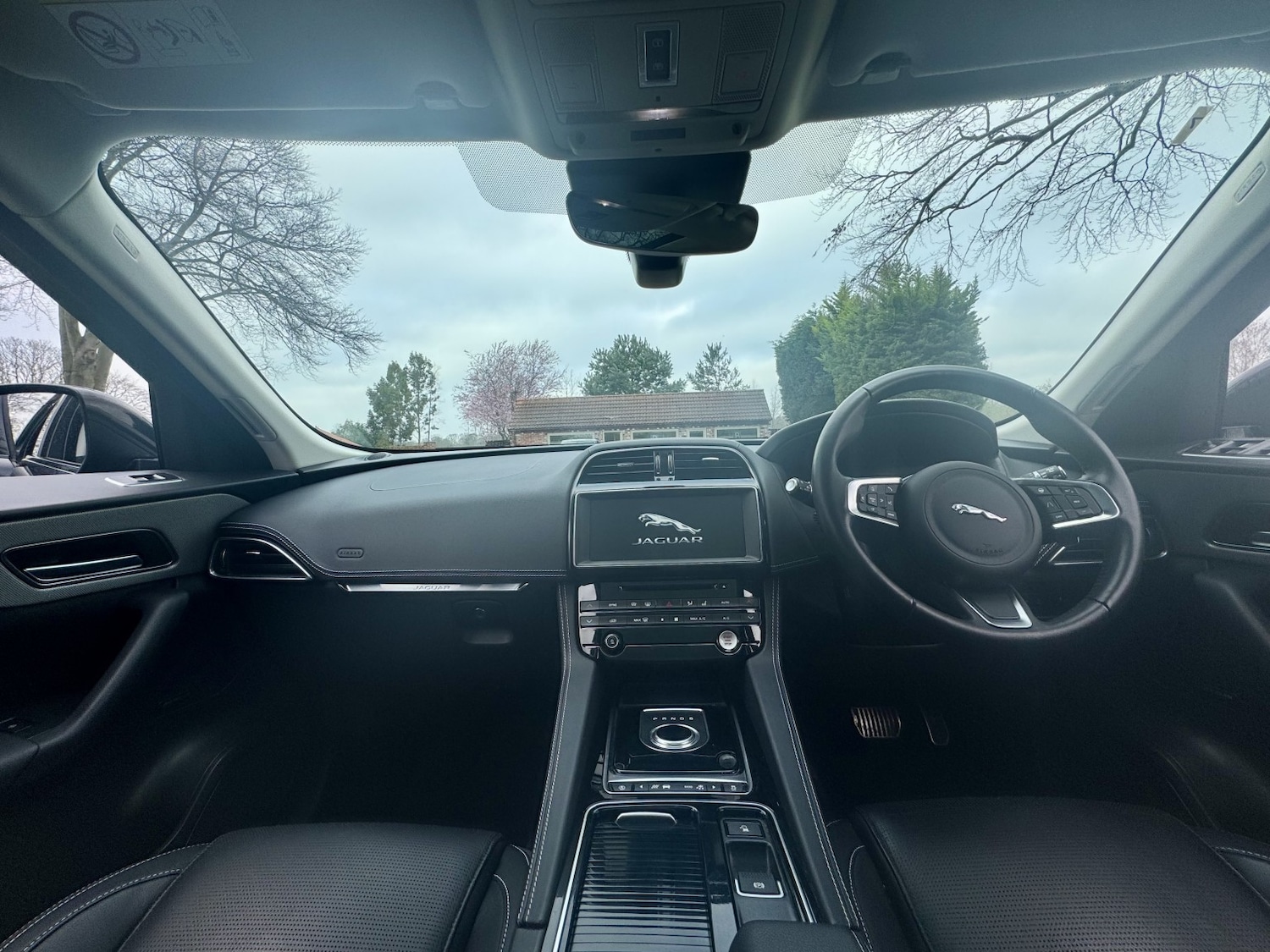 Used Jaguar F-Pace 2020 for sale - 77807198: Photo 3