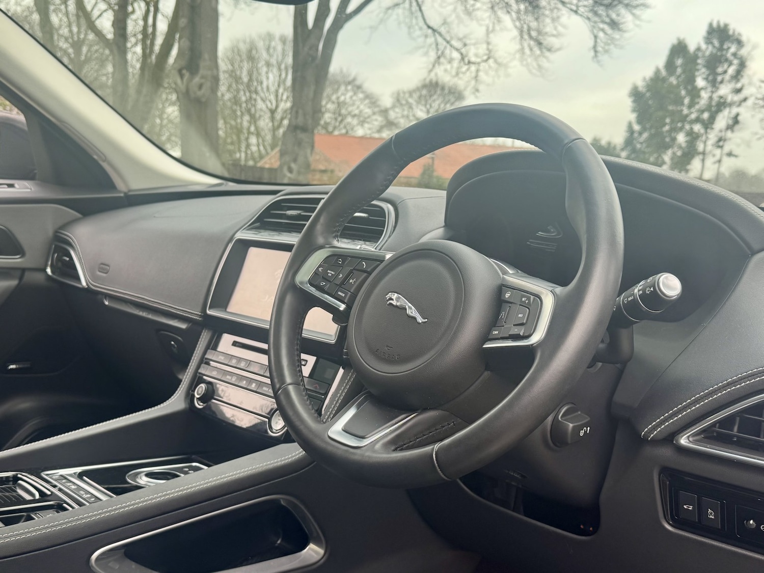 Used Jaguar F-Pace 2020 for sale - 77807198: Photo 5