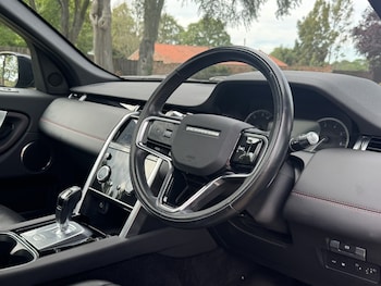 Used Land Rover Discovery Sport 2021 for sale - 78750495: Photo