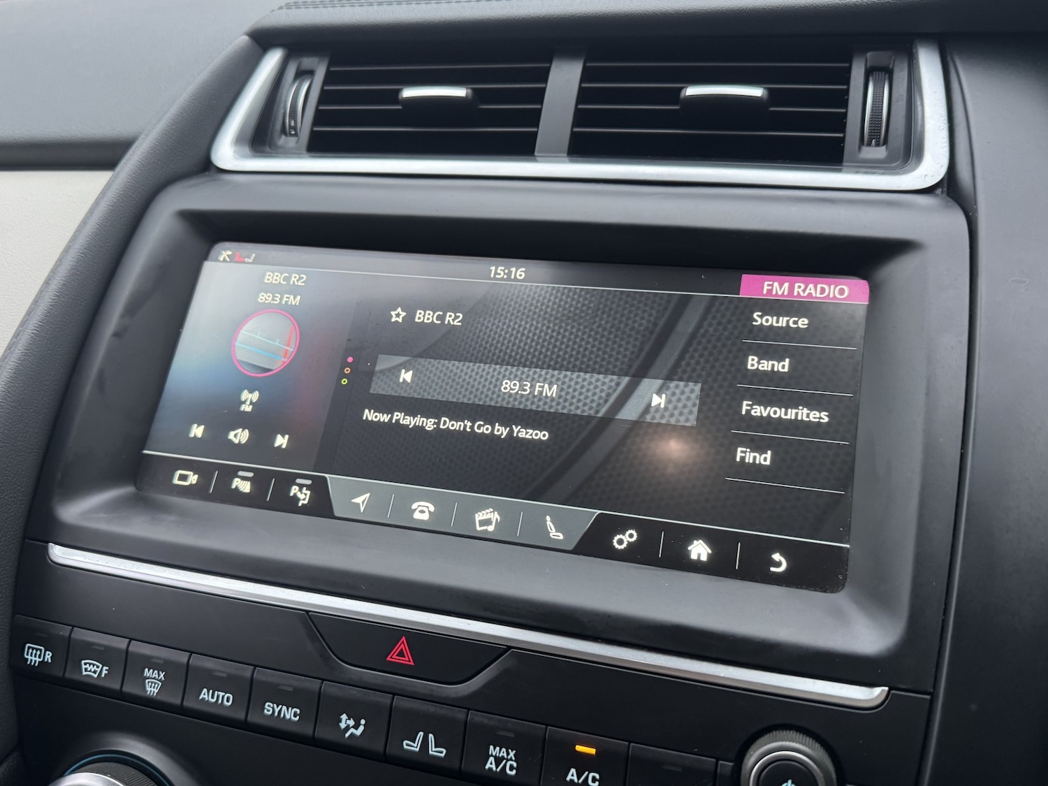 Used Jaguar E-Pace 2020 for sale - 77140738: Photo 23