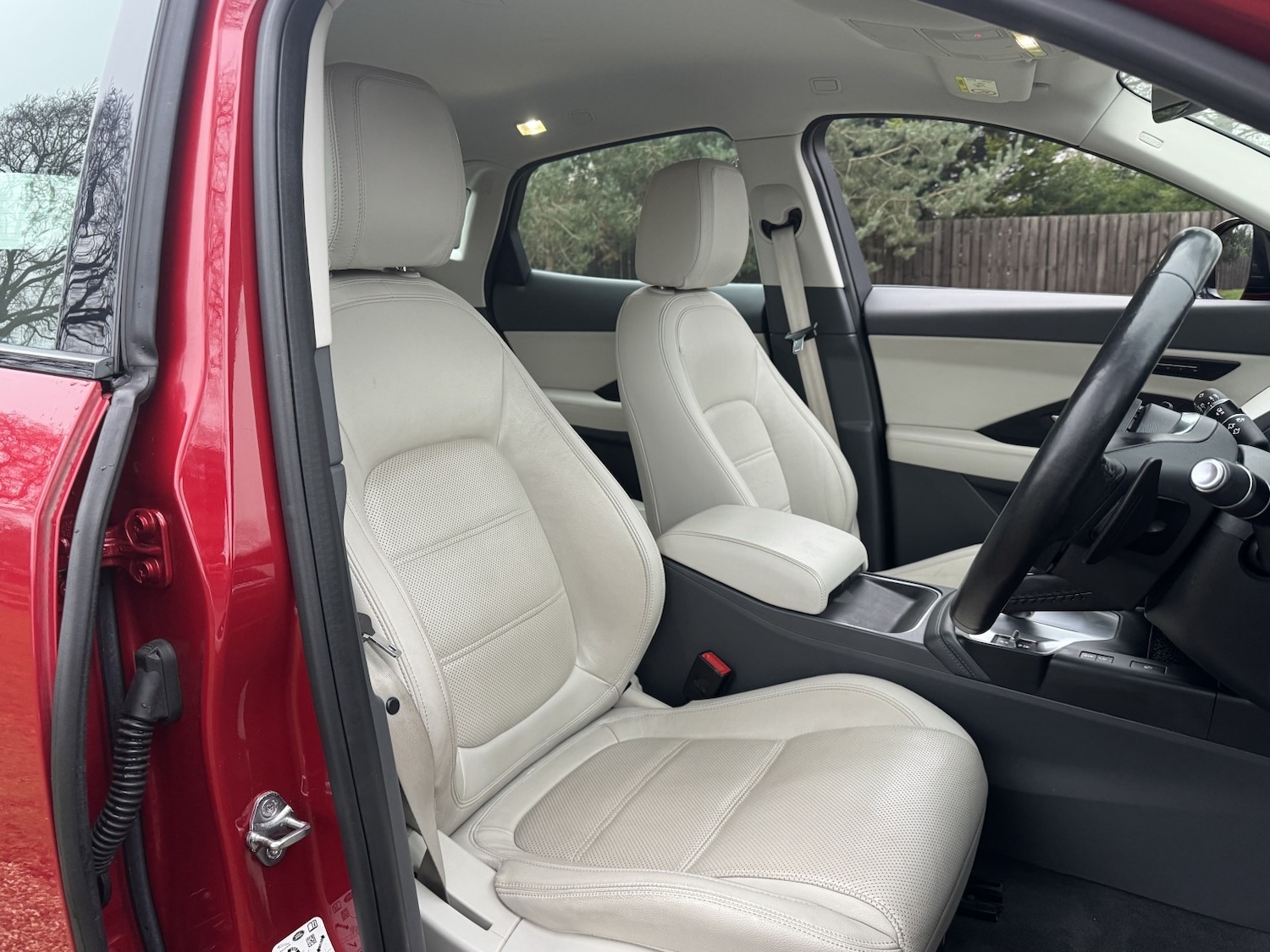 Used Jaguar E-Pace 2020 for sale - 77140738: Photo 5