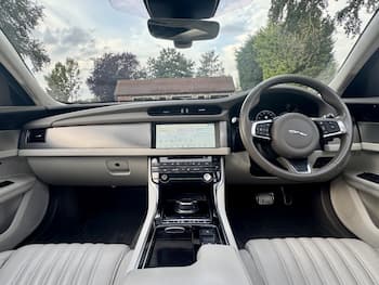 Used Jaguar XF 2019 for sale - 79625467: Photo
