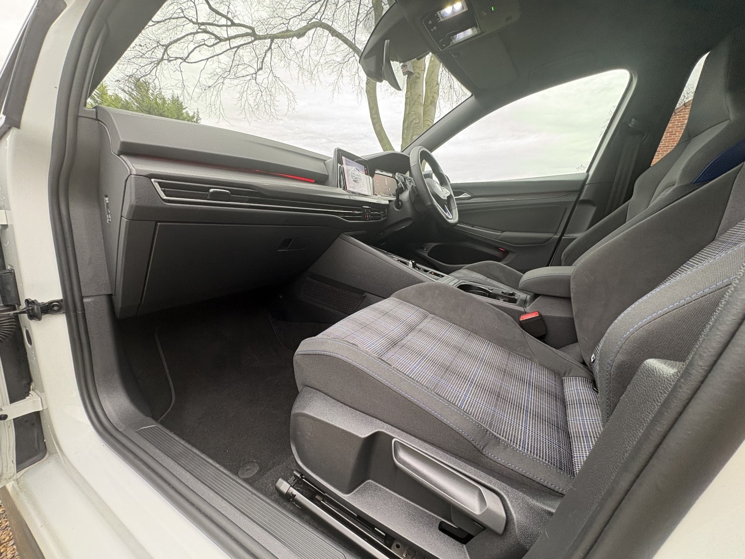 Used Volkswagen Golf 2021 for sale - 77635372: Photo 26