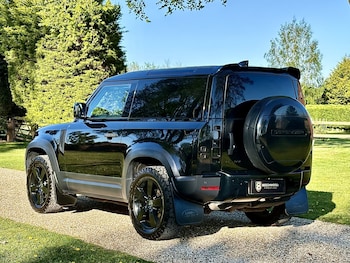 Used Land Rover Defender 90 2021 for sale - 78340002: Photo