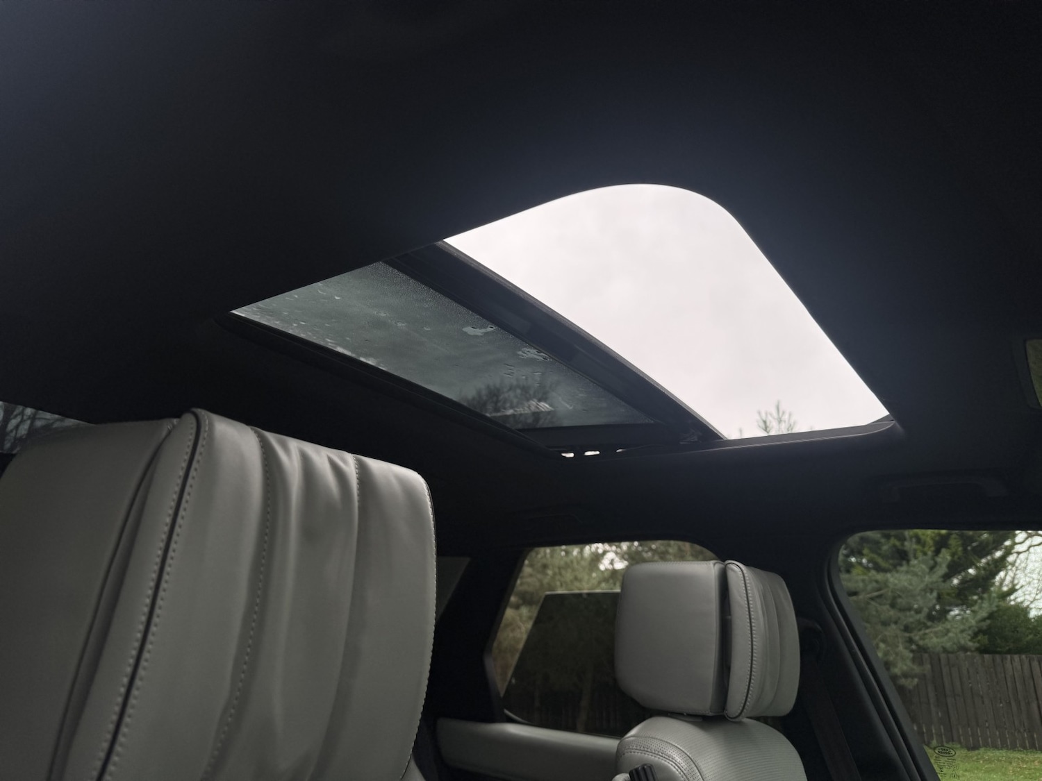 Used Land Rover Discovery 2018 for sale - 76863935: Photo 15