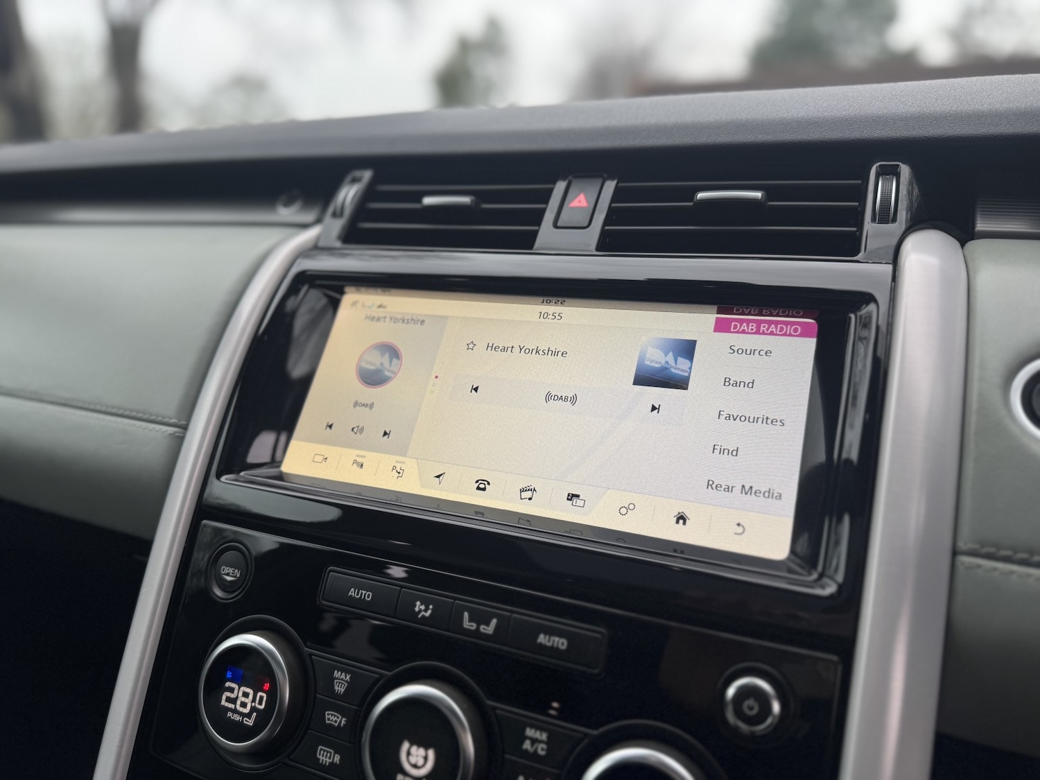 Used Land Rover Discovery 2018 for sale - 76863935: Photo 20