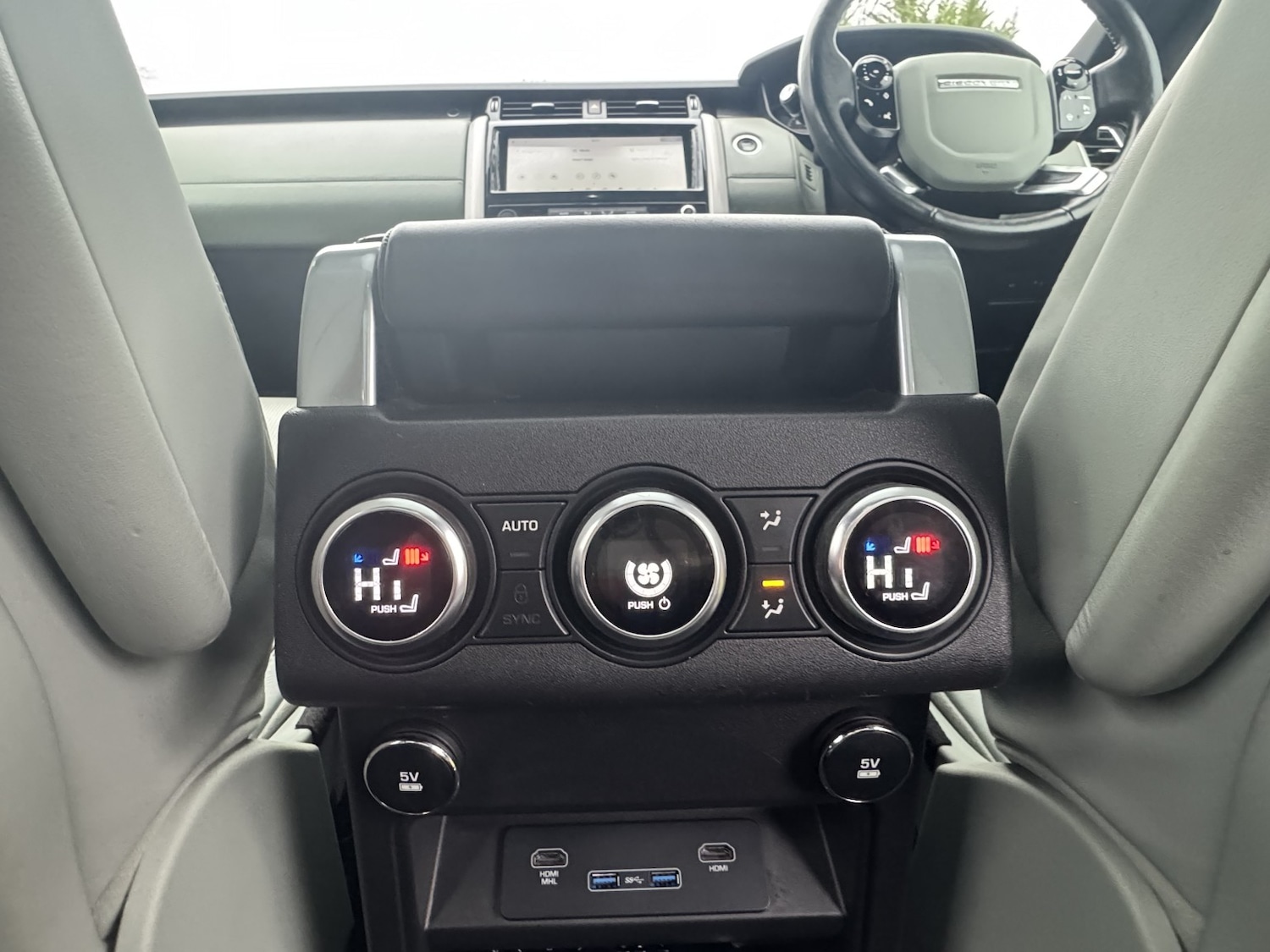 Used Land Rover Discovery 2018 for sale - 76863935: Photo 29