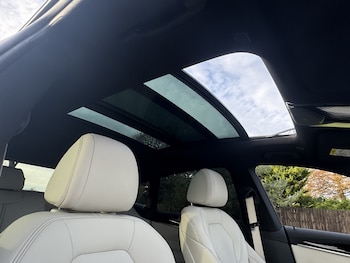 Used BMW 6 Series 2018 for sale - 76784973: Photo