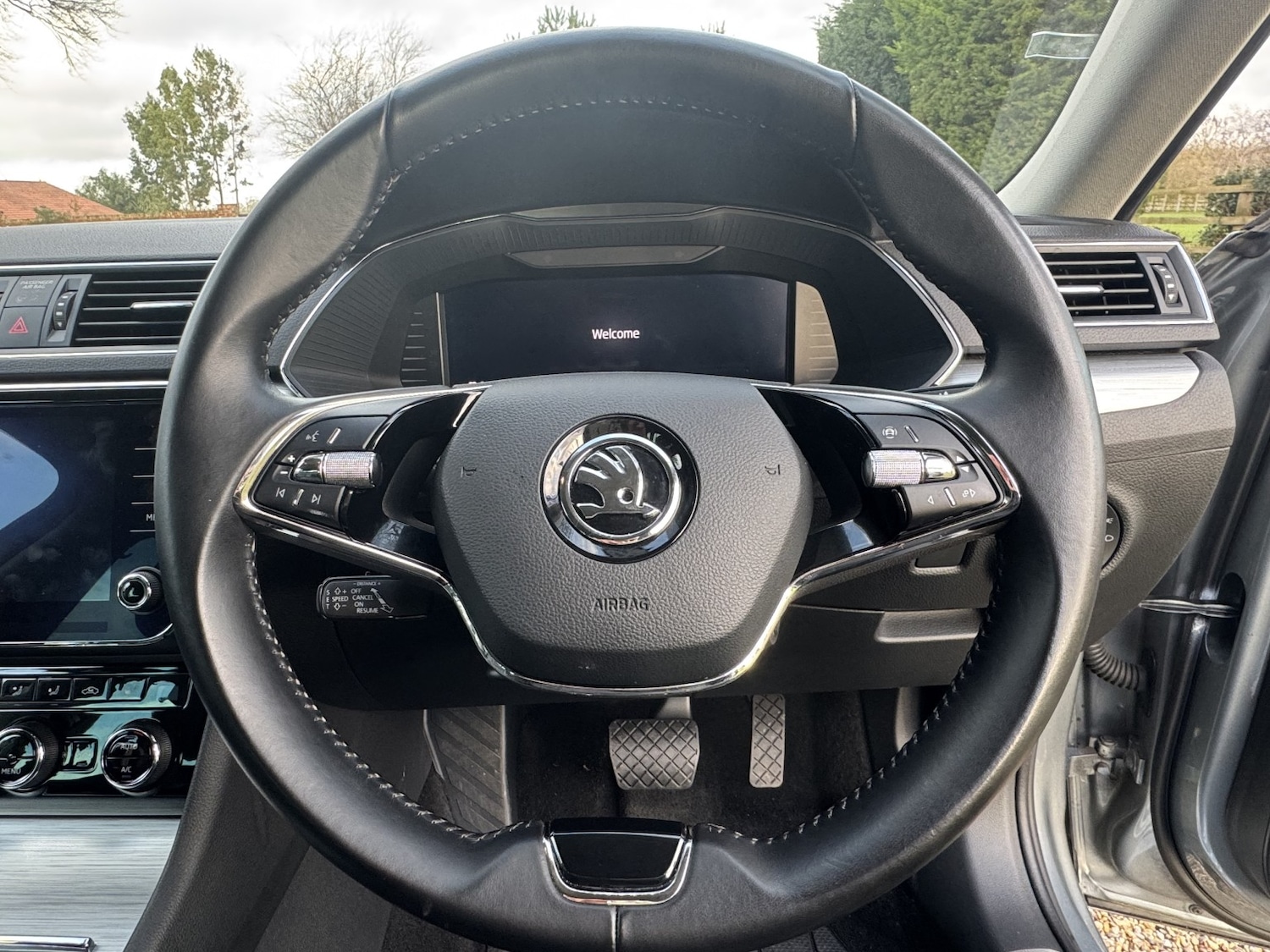 Used Skoda Superb 2021 for sale - 76863779: Photo 23