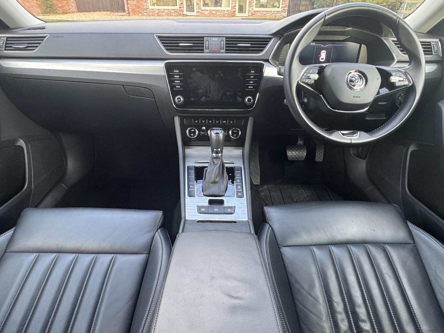 Used Skoda Superb 2021 for sale - 76863779: Photo 3