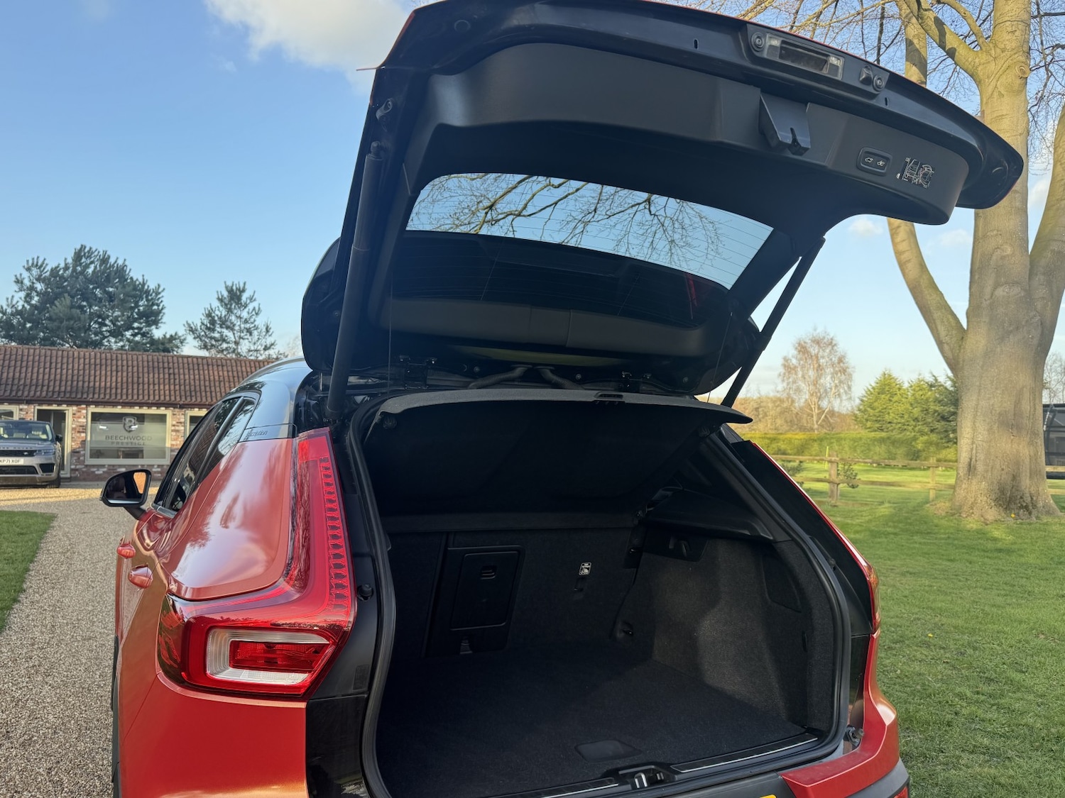 Used Volvo XC40 2019 for sale - 78045597: Photo 40