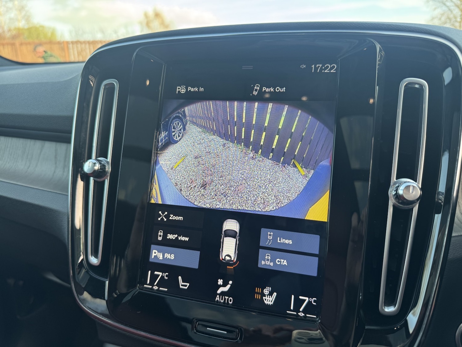 Used Volvo XC40 2019 for sale - 78045597: Photo 7