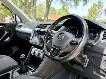 Used Volkswagen Tiguan 2018 for sale - 78373484: Photo