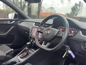 Used Skoda Octavia 2019 for sale - 76951081: Photo