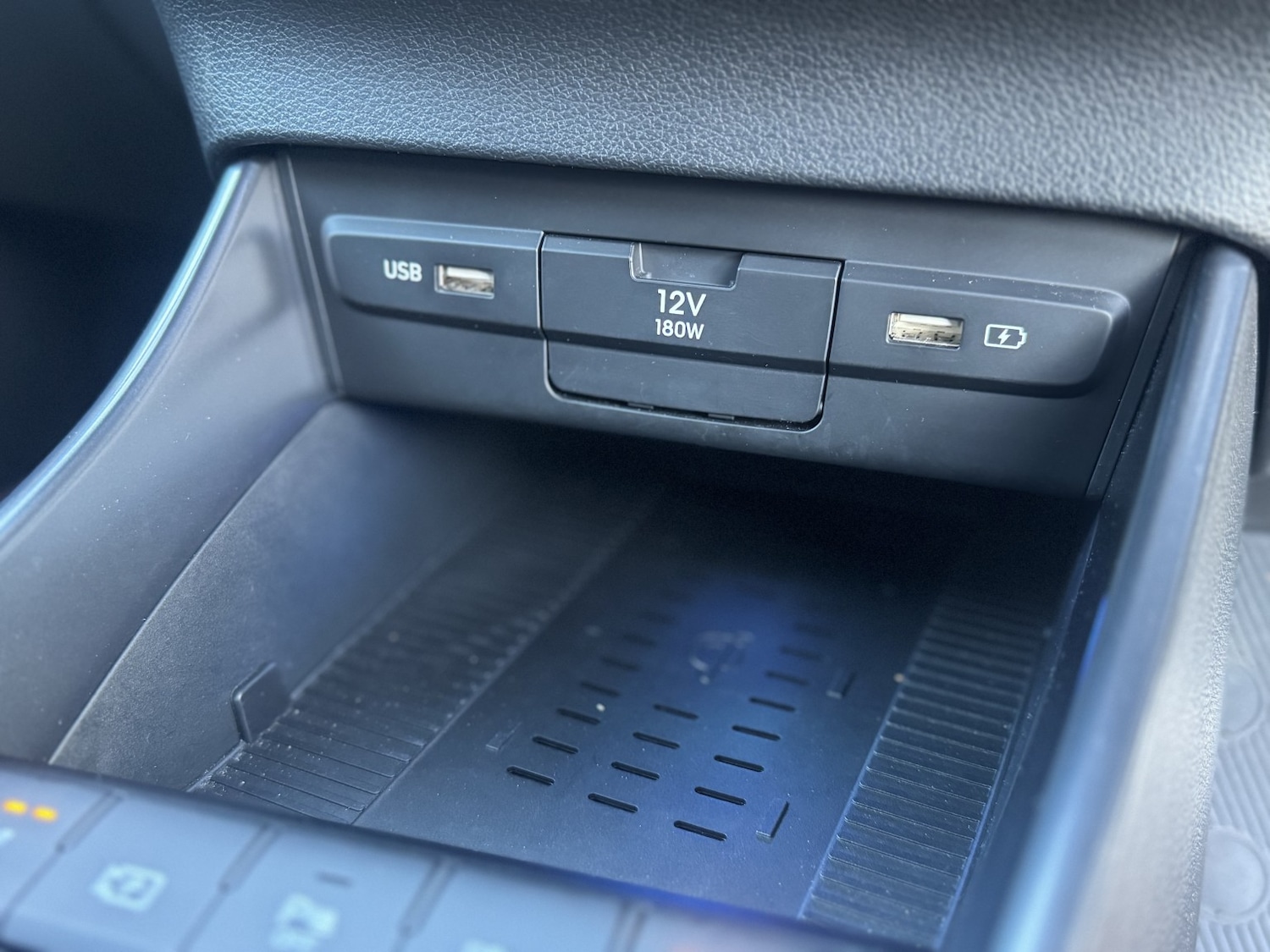 Used Hyundai i20 2022 for sale - 77103485: Photo 24