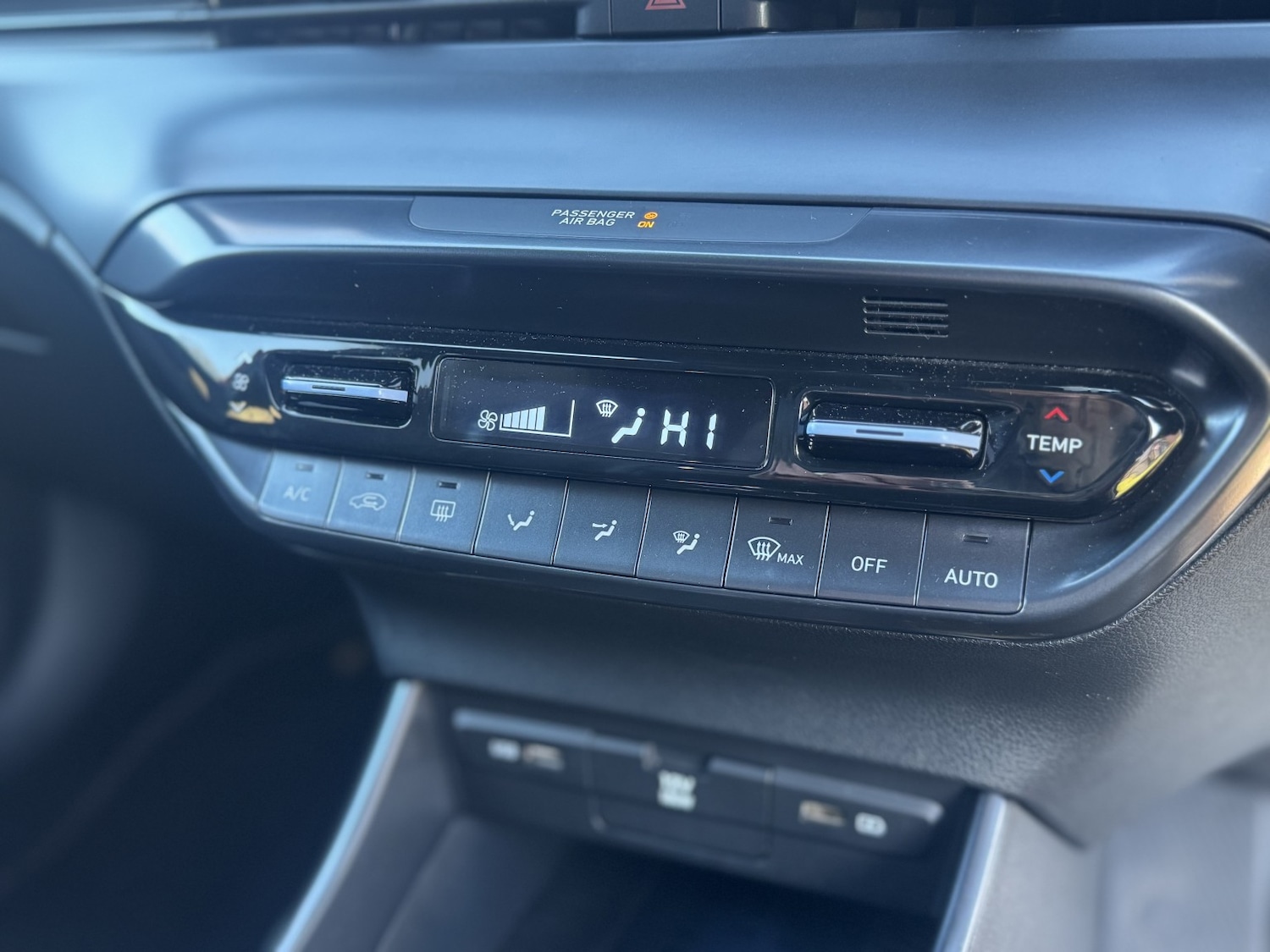 Used Hyundai i20 2022 for sale - 77103485: Photo 25