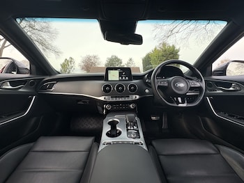 Used Kia Stinger 2019 for sale - 78112125: Photo