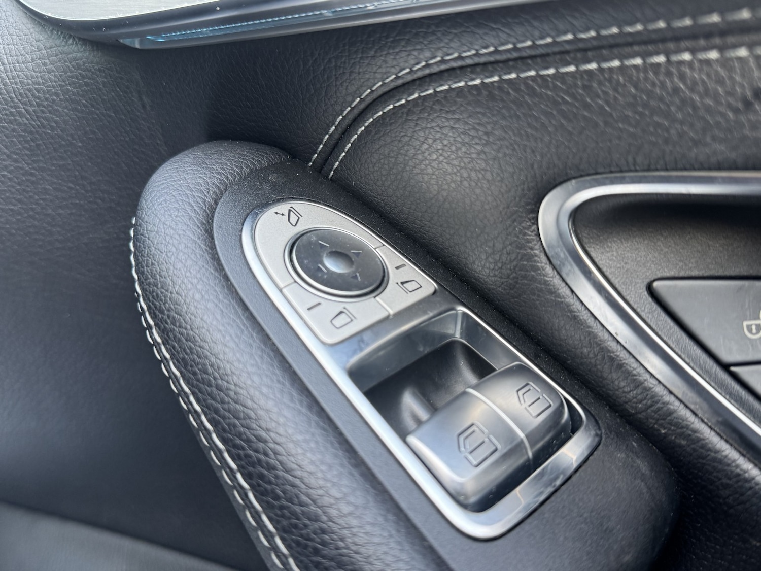 Used Mercedes-Benz C Class 2017 for sale - 77027957: Photo 32