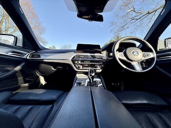 Used BMW 5 Series 2018 for sale - 77494752: Photo