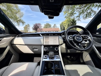 Used Jaguar F-Pace 2021 for sale - 78373383: Photo