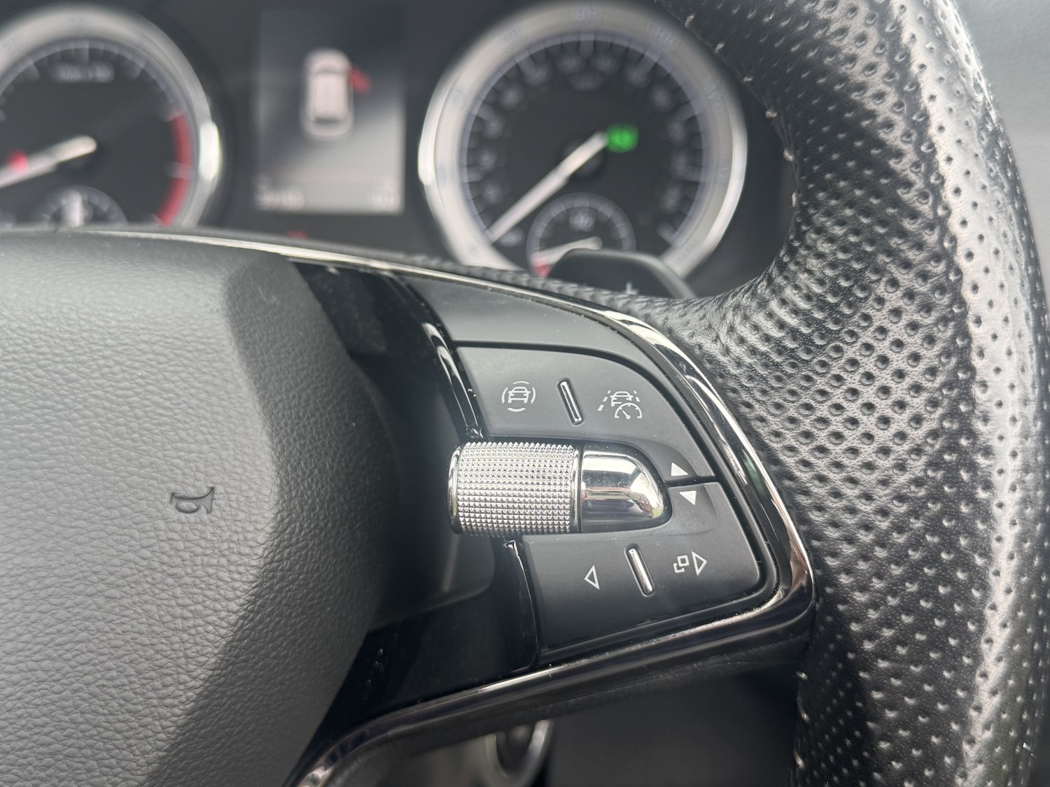 Used Skoda Karoq 2020 for sale - 77807204: Photo 21