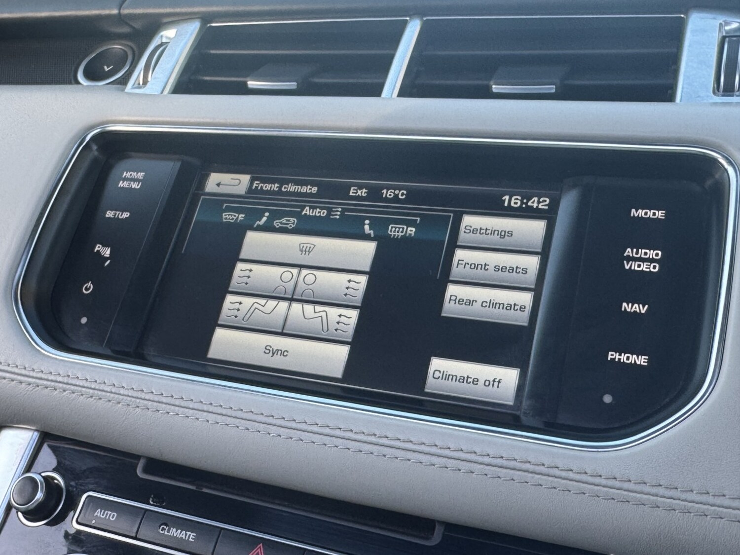 Used Land Rover Range Rover Sport 2015 for sale - 77921454: Photo 18