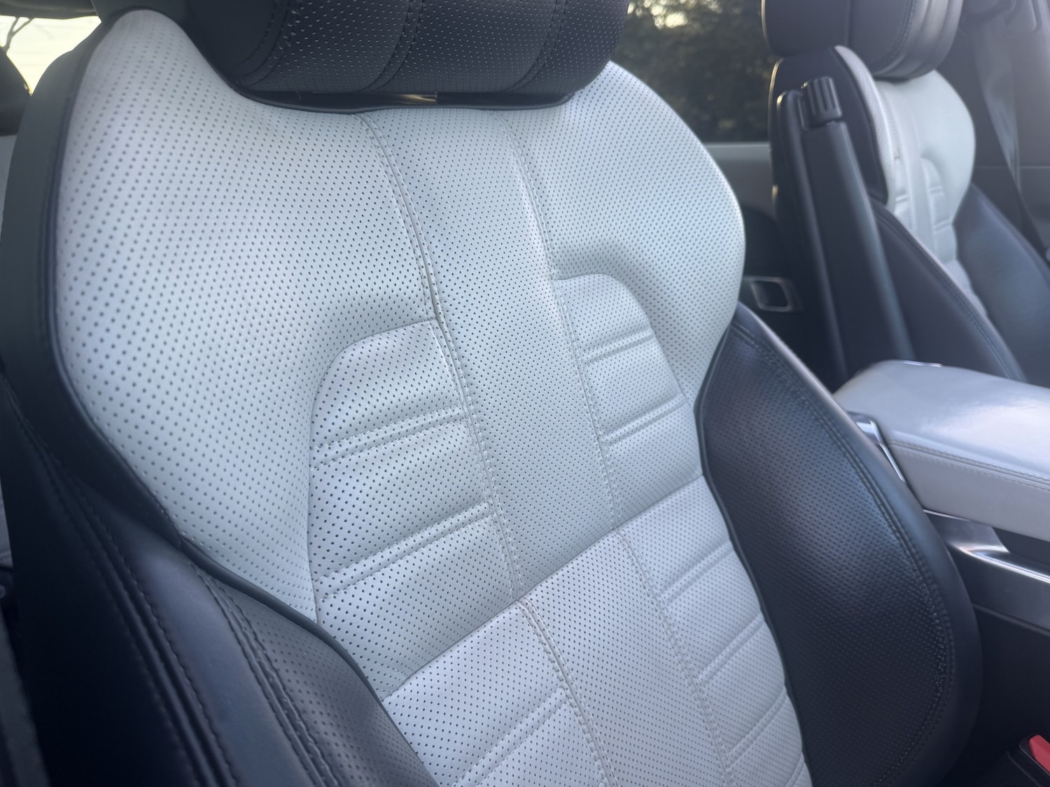 Used Land Rover Range Rover Sport 2015 for sale - 77921454: Photo 24